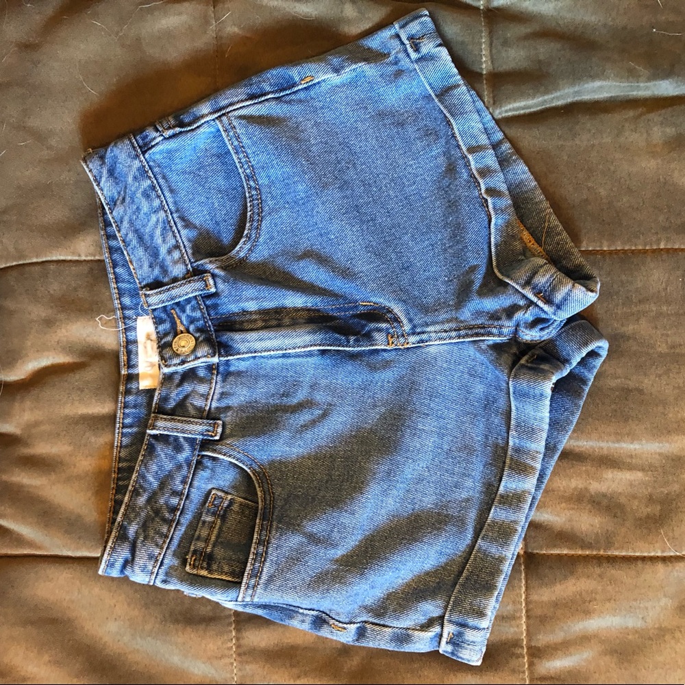 JOHN GALT / Brandy Melville high waisted shorts